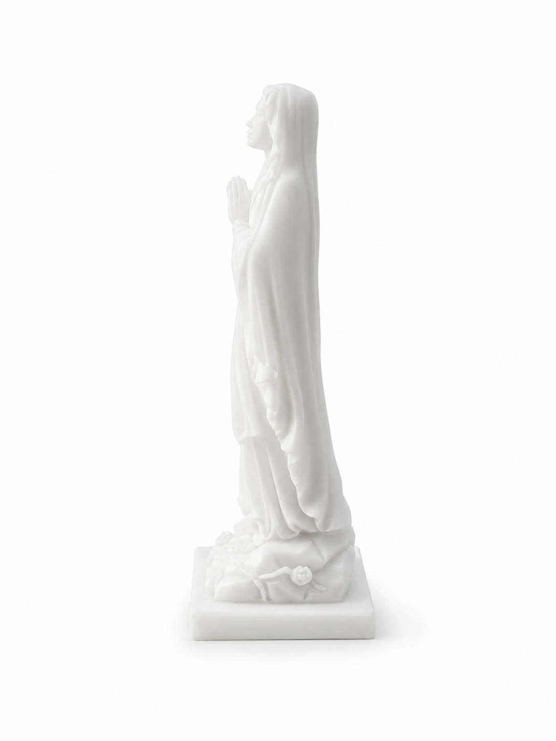 Virgin Mary praying statue — image 4