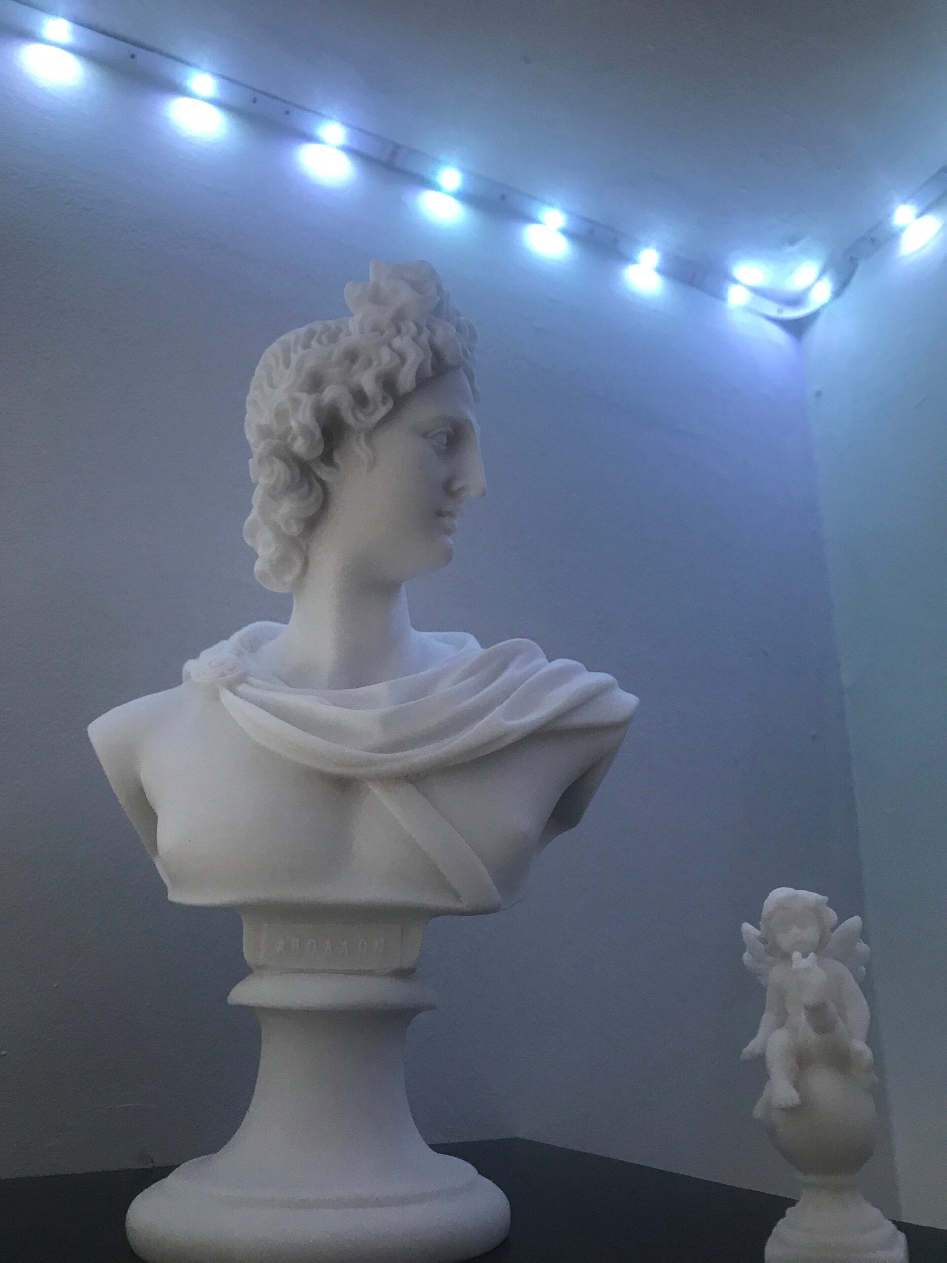 Apollo bust statue — image 7