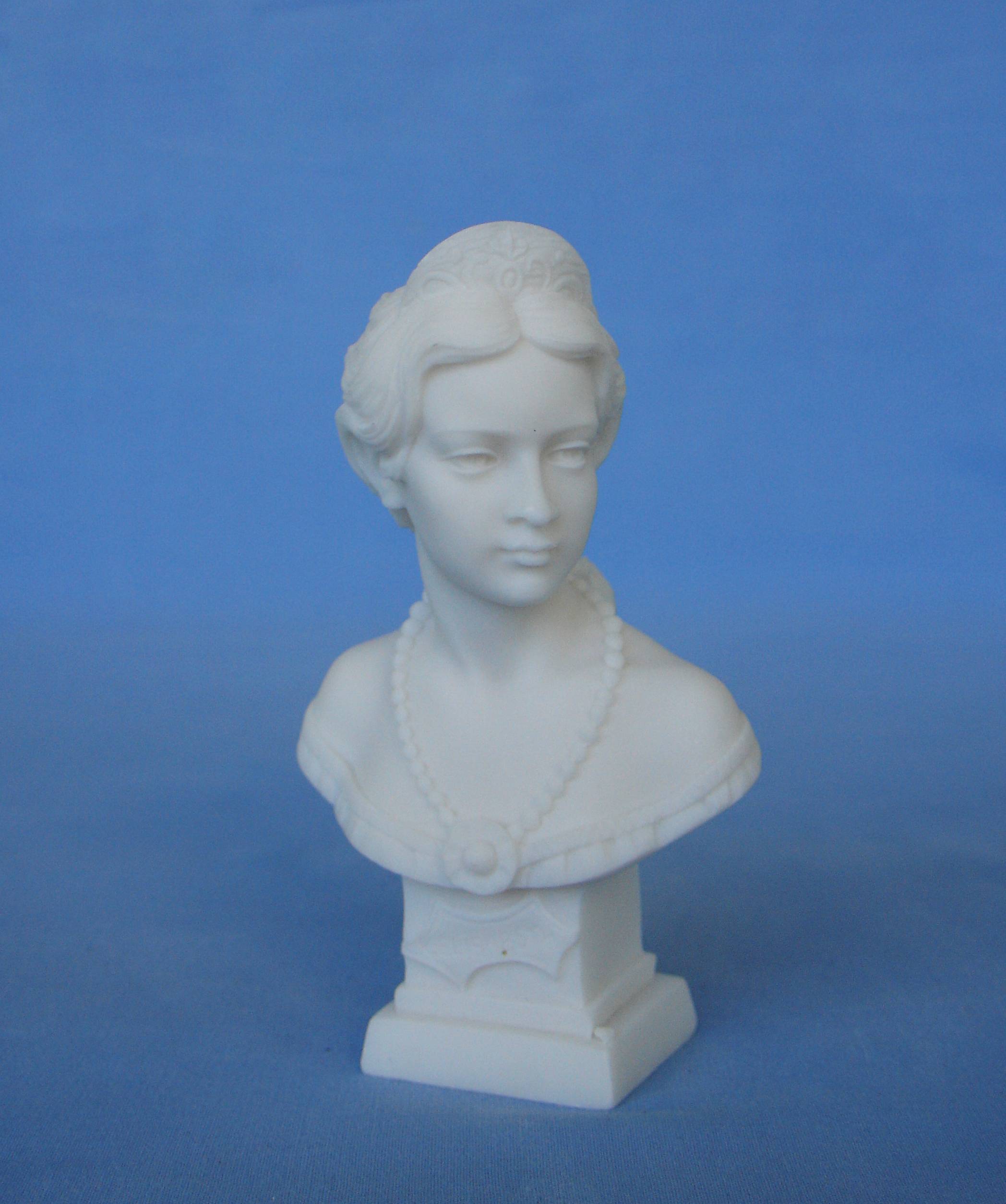 Empress Elisabeth of Austria bust (Sissi) — image 2
