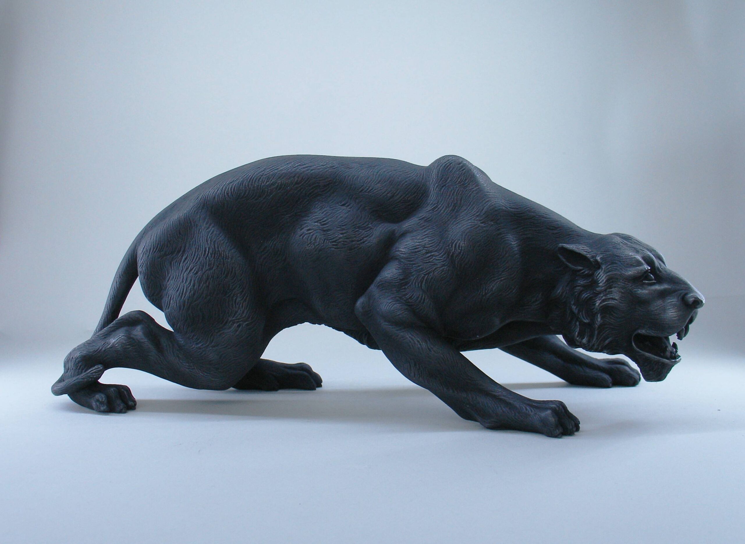 Jaguar statue that roars — image 3