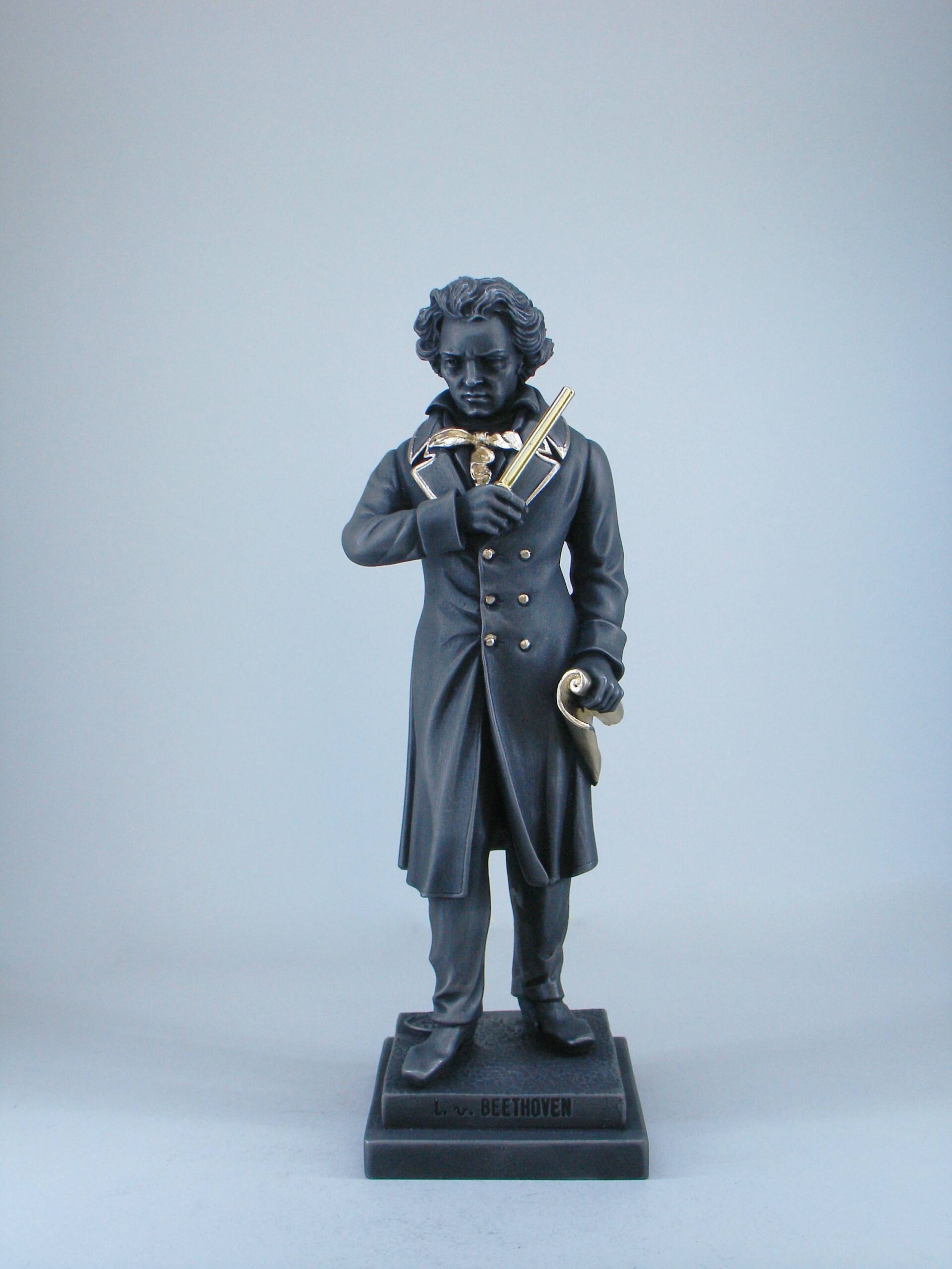 Ludwig van Beethoven statue — image 2