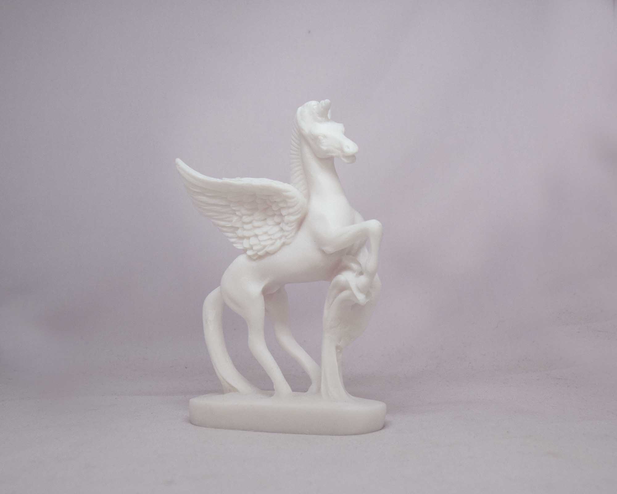 Pegasus standing statue — image 2